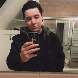 Meet your Posher, Justin